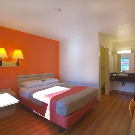 North Charleston Lodge Екстер'єр фото