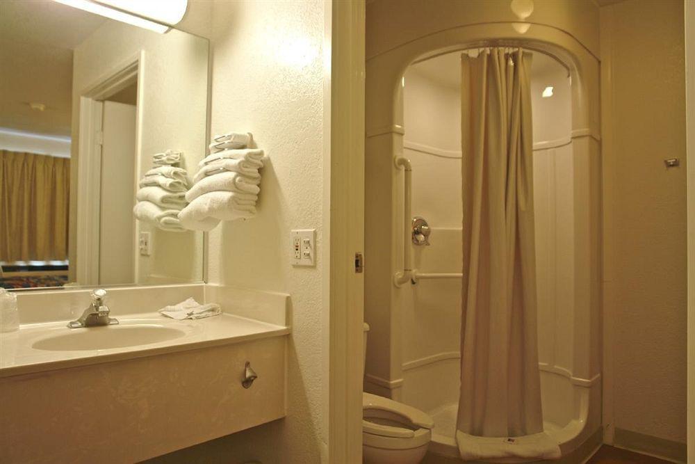 North Charleston Lodge Екстер'єр фото